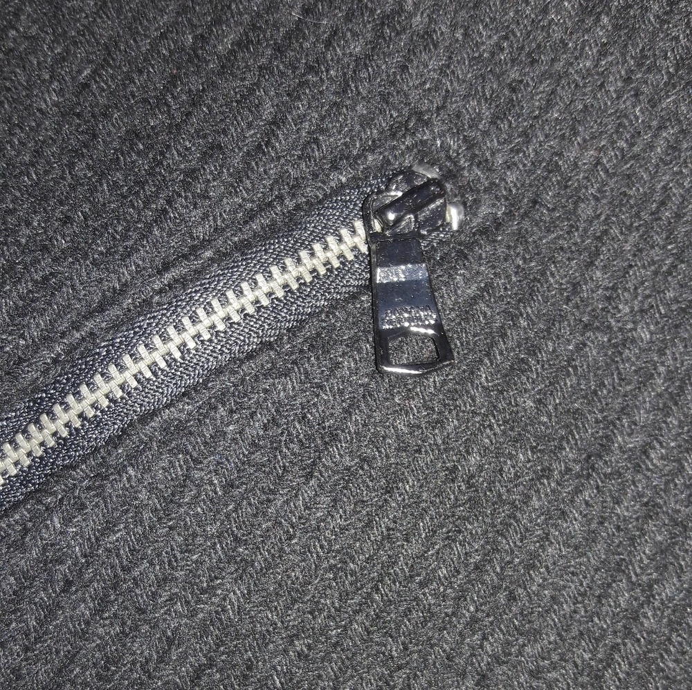 💙Banana Republic black skirt - Picture 4 of 6